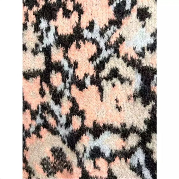 Zara Jacquard High Neck Wool Blend Floral Cozy Knit Sweater Pink Women's Size S - Picture 6 of 6